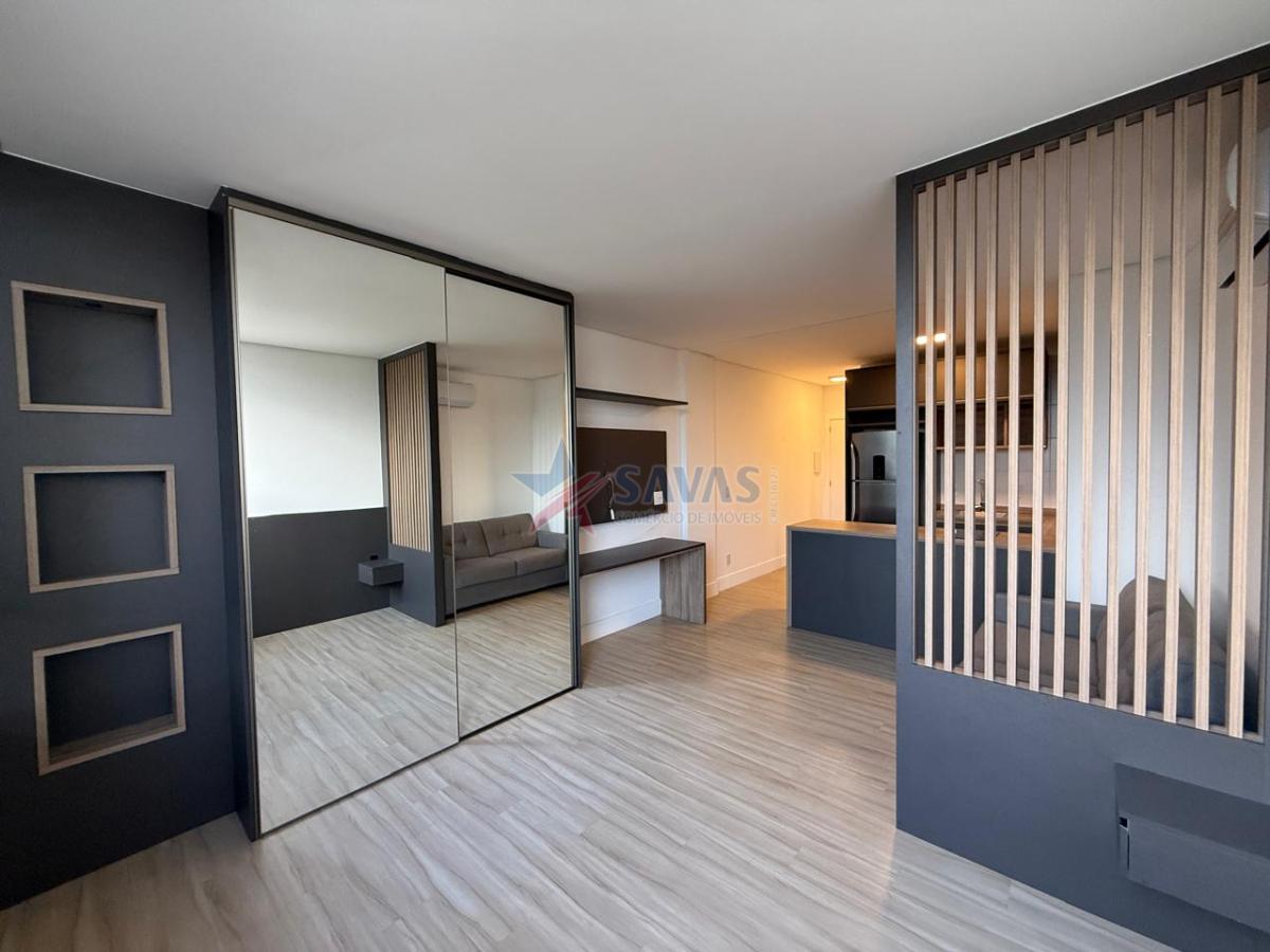 STUDIO ALTO PADRÃO - MONTADO E DECORADO